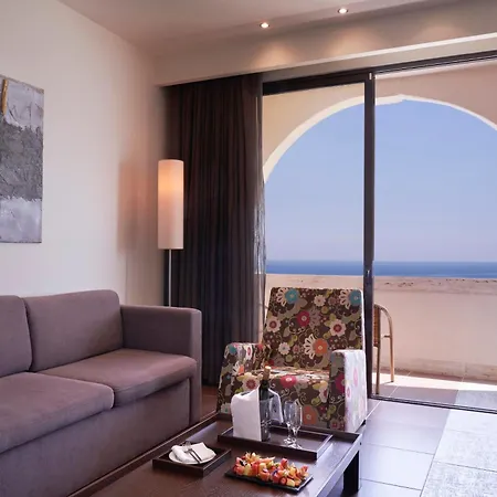 Esperos Palace & Hotell