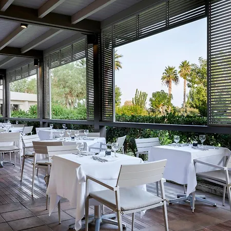 Esperos Palace & 4*