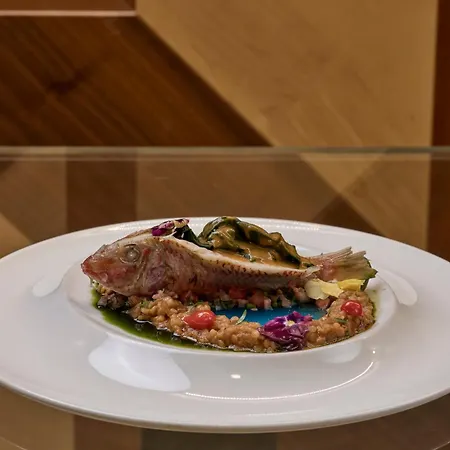 Esperos Palace & Hotel 4*