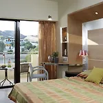 Esperos Palace & 4*