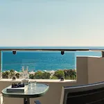 Esperos Palace & Hotel 4*