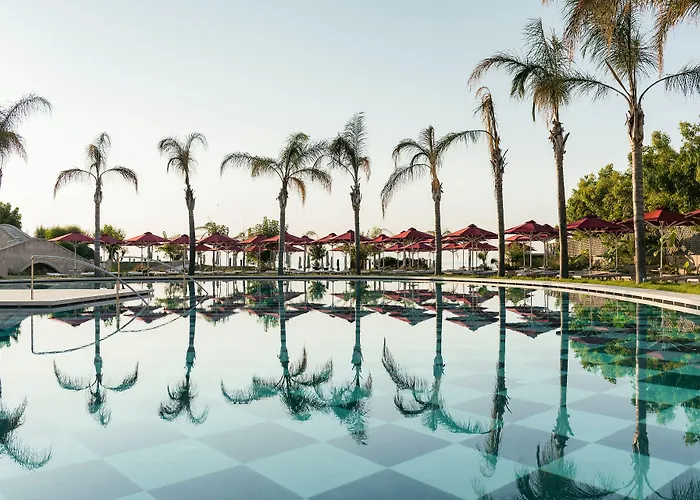 Esperos Palace & Hotel